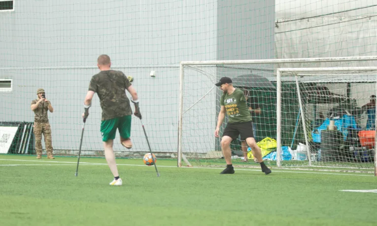 Ампфутбольна команда «Бартка» .