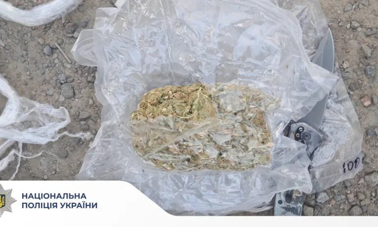 У Калуші викрили жінку, яка налагодила збут наркотиків по Україні