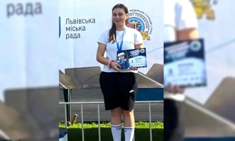 Юна лучниця з Прикарпаття виборола "бронзу" на Чемпіонаті України