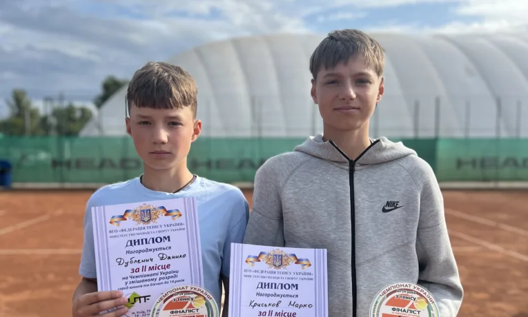 Юні зірки тенісу з Франківська стали фіналістами чемпіонату України