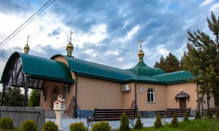 Лішня проща пантеон