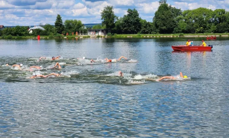 У Франківську стартував чемпіонат України з плавання на відкритій воді