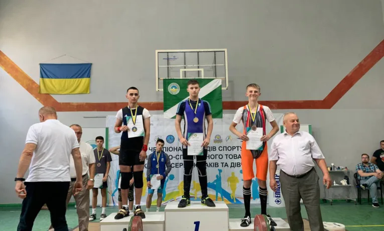 Калуські важкоатлети вибороли призові місця на всеукраїнському чемпіонаті