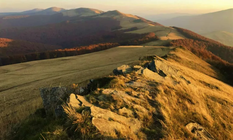 Популярний туристичний маршрут можуть знищити будівельною технікою
