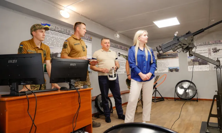 Для прикарпатського 50 полку НГУ придбали сучасне тренувальне обладнання