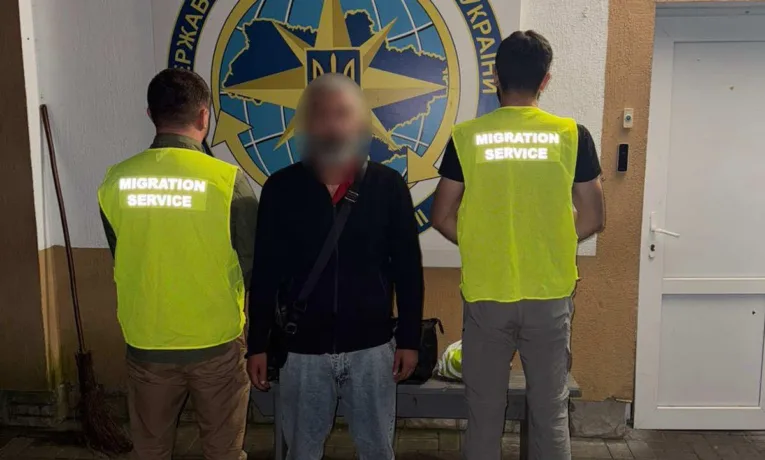 На Франківщині затримали нелегала з Азербайджану