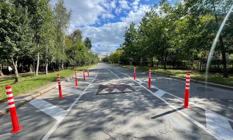 На Дорошенка планують облаштувати два світлофори