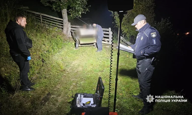 🔴 На Верховинщині чоловік убив знайомого сокирою через ревнощі