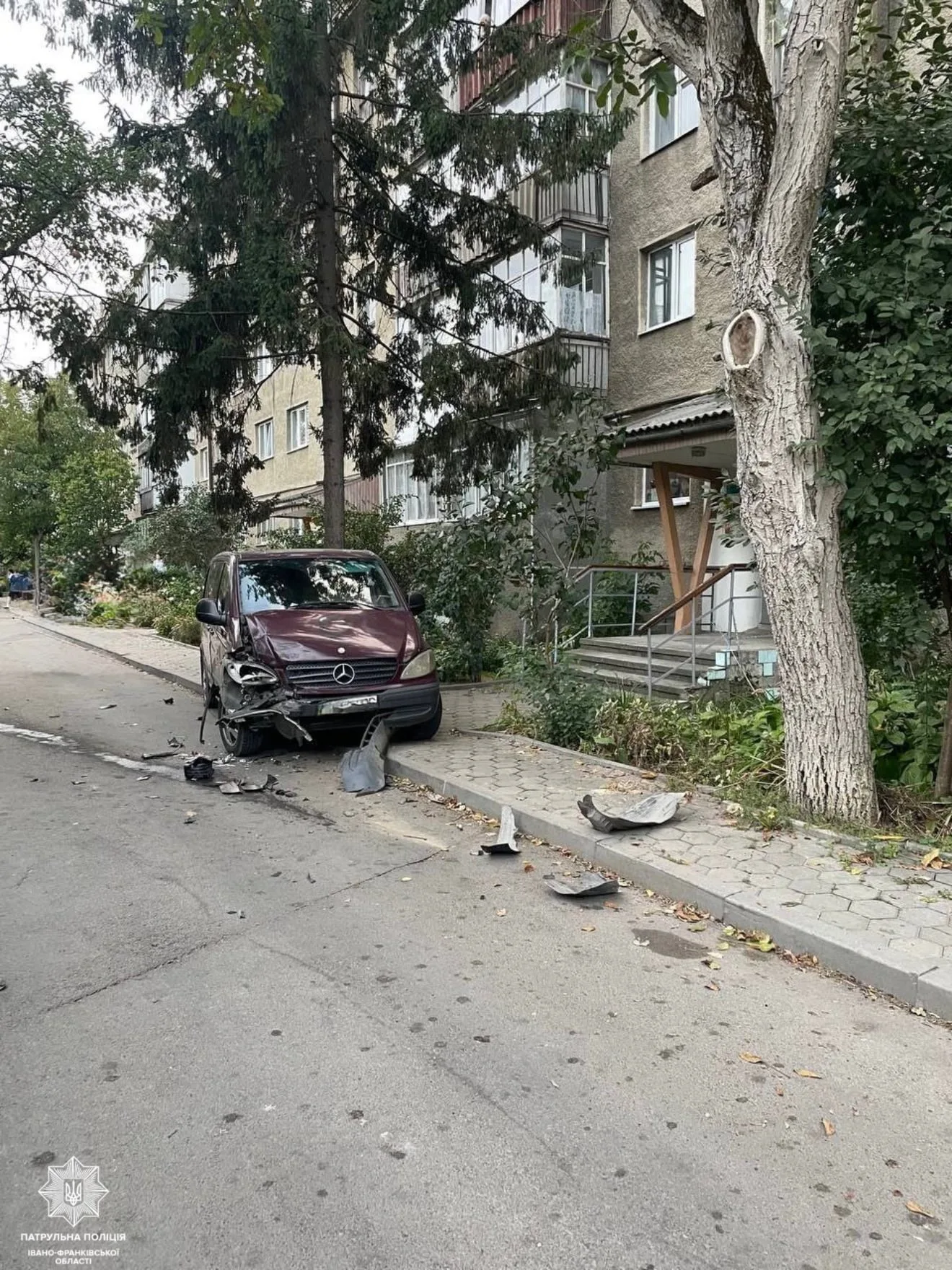 У Франківську нетвереза 21-річна водійка без прав вчинила ДТП