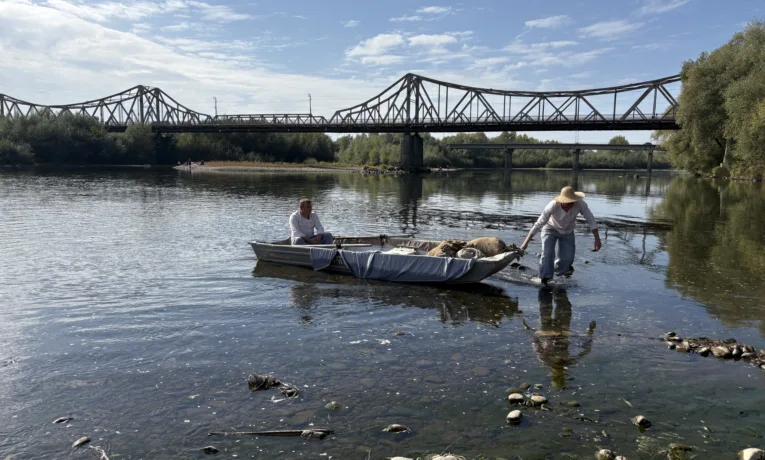 У Галичі відтворили середньовічний «Сплав солі» на Дністрі