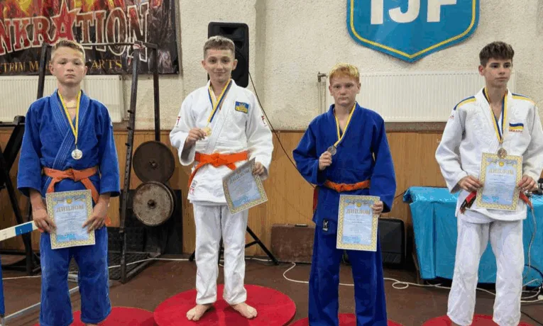 Калушанин виборов «золото» на чемпіонаті з дзюдо у Чернівцях