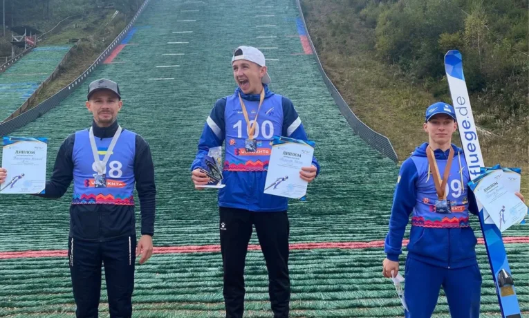 У Ворохті завершився чемпіонат України зі стрибків на лижах із трампліна