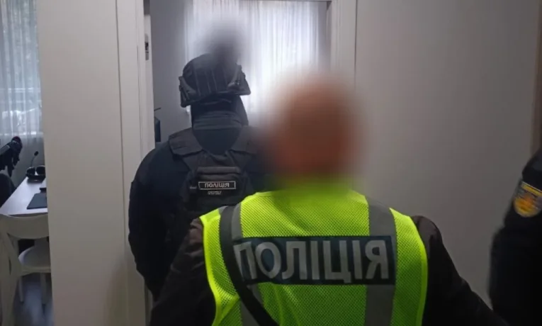 Кіберзлочинці викрали з рахунку агропідприємства близько мільйона гривень