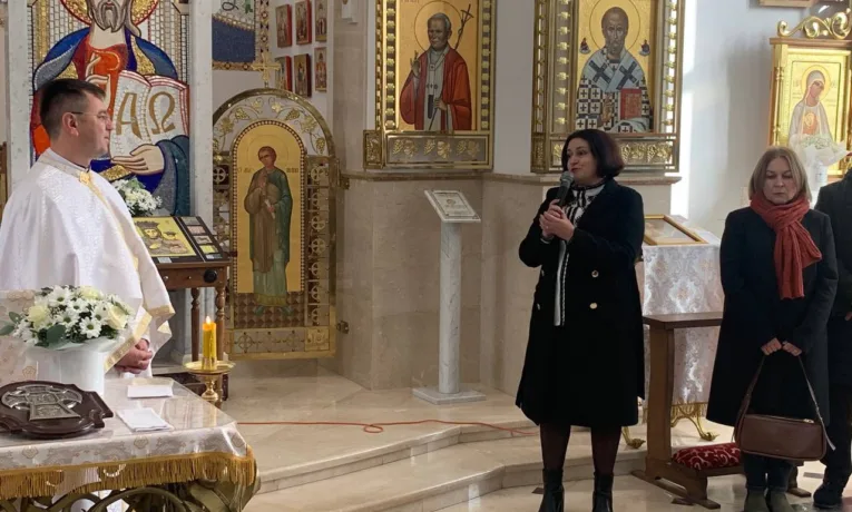 Карпатський університет подарував парафії св. Кирила і Методія тактильну ікону