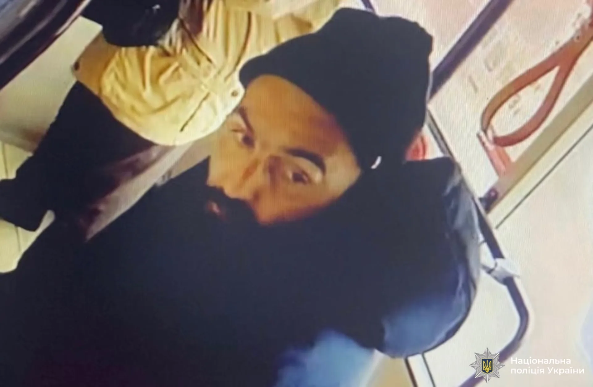 У Франківську чоловіка побили в громадському транспорті: правоохоронці встановлюють особу нападника