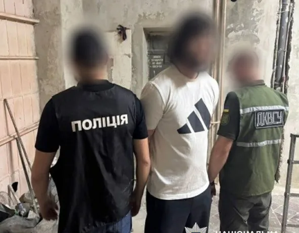 Прикарпатець у СІЗО вимагав гроші на «злодійський общак»