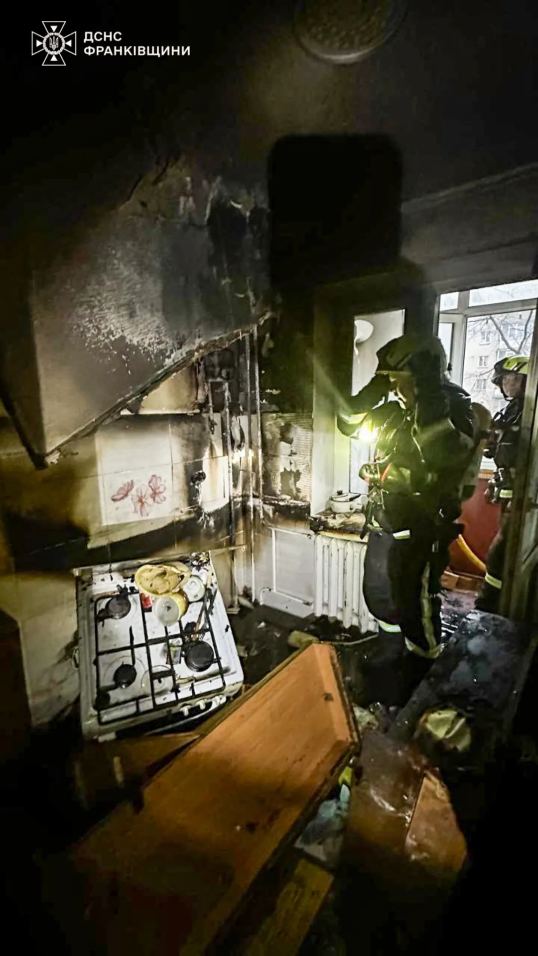 У Франківську горіла квартира: рятувальники оперативно ліквідували пожежу