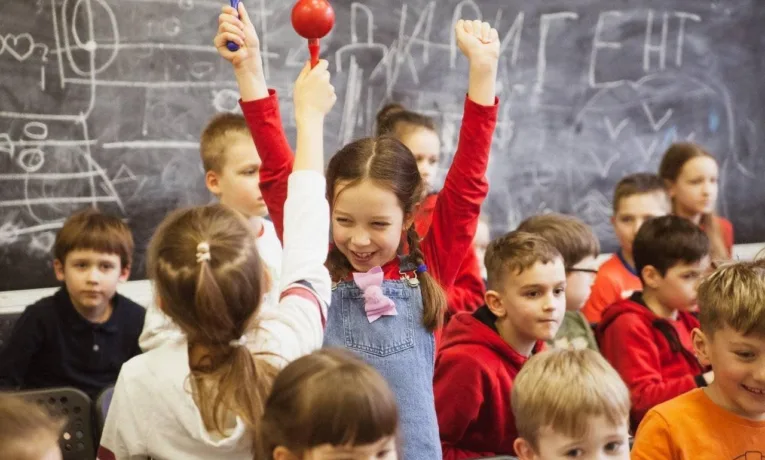 У місті відкривають зимові школи: що пропонують школярам