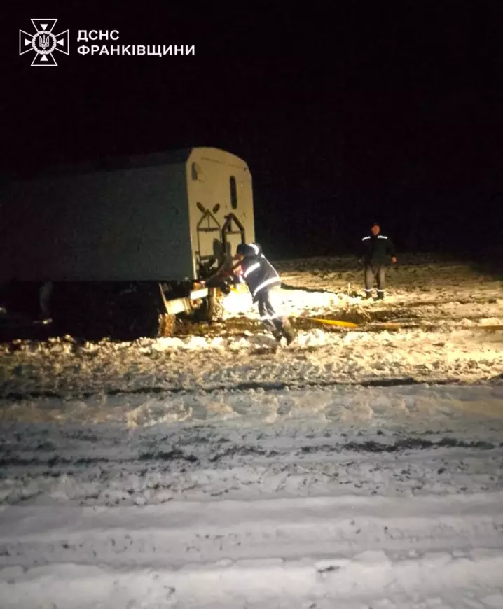 Рятувальники надали допомогу учасникам дорожнього руху