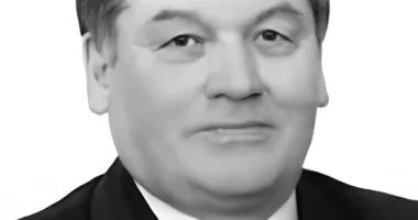 омер Зіновій Береговський — перший директор Української гімназії №1 у часи незалежності