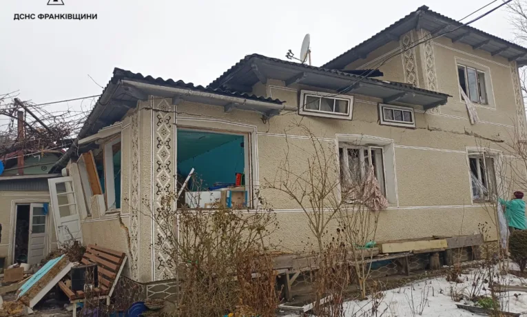 Вибух у Верховинському районі: частково зруйновано житловий будинок
