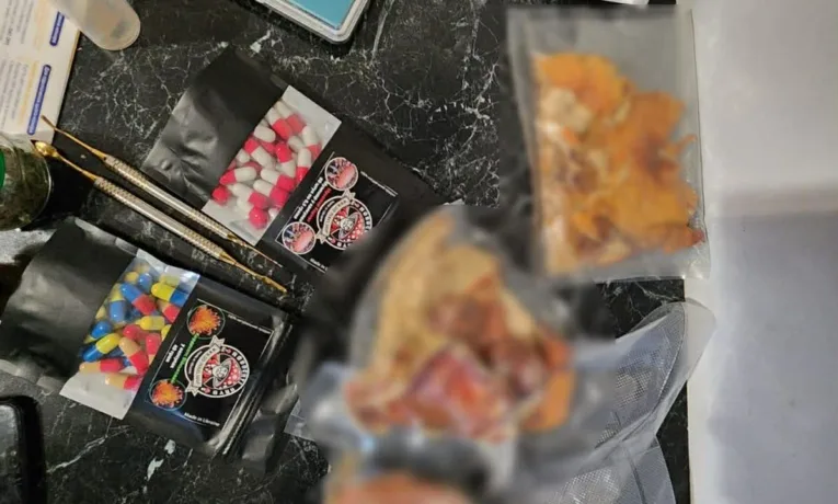 Поліція та СБУ ліквідували канал збуту наркотиків на Івано-Франківщині