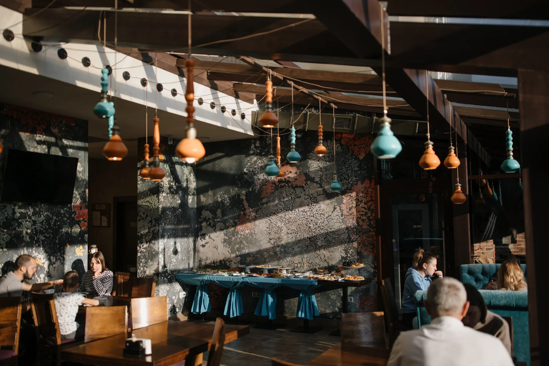 Ресторан Goral в Буковелі