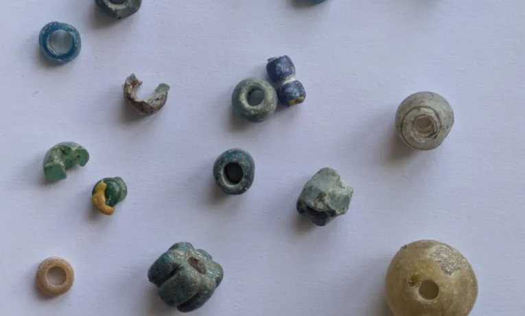 Артефакти княжого Галича: у Крилосі знайшли стародавні намистини