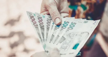 1500 грн підтримки та кешбек на пальне: що готує уряд для українців