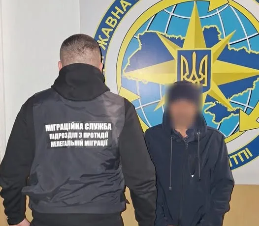 У Франківську затримали іноземця без врегульованого статусу