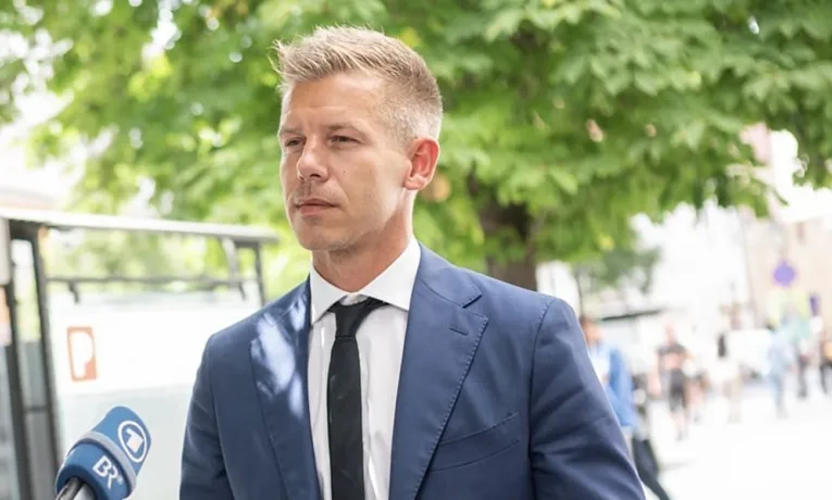 Петер Мадяр