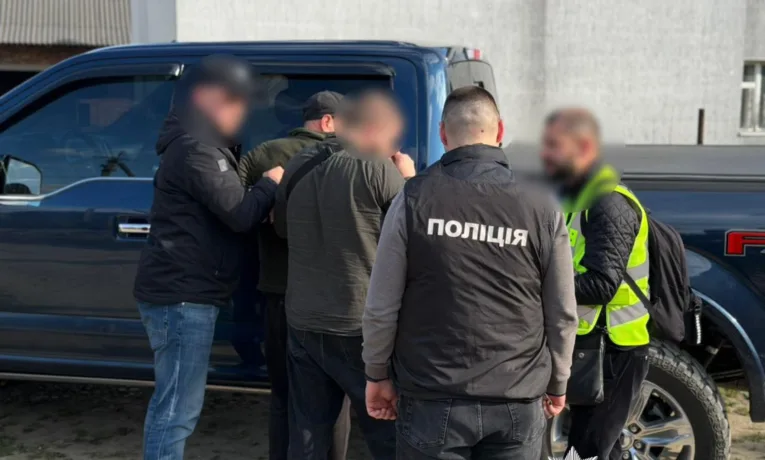 На Прикарпатті викрили корупційну схему з «впливом» на податківців