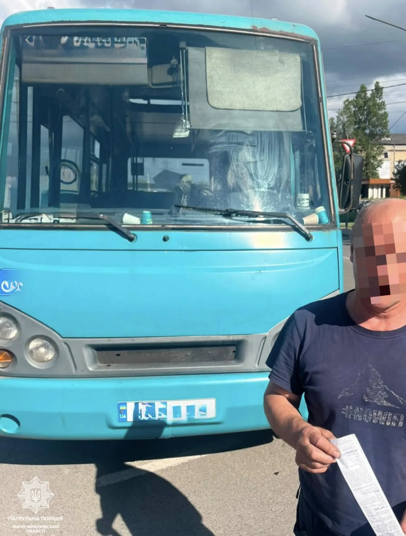 У Франківську водій громадського транспорту грубо порушив ПДР