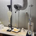 У Болгарії затримали прикарпатця, який виготовляв психотропи в підпільній нарколабораторії