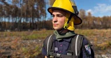 Рятує Францію у 19 років: історія наймолодшого рятувальника з Прикарпаття