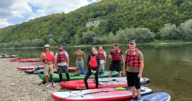 Природа, спорт і побратими: поліцейські-ветерани Прикарпаття взяли участь у SUP-турі