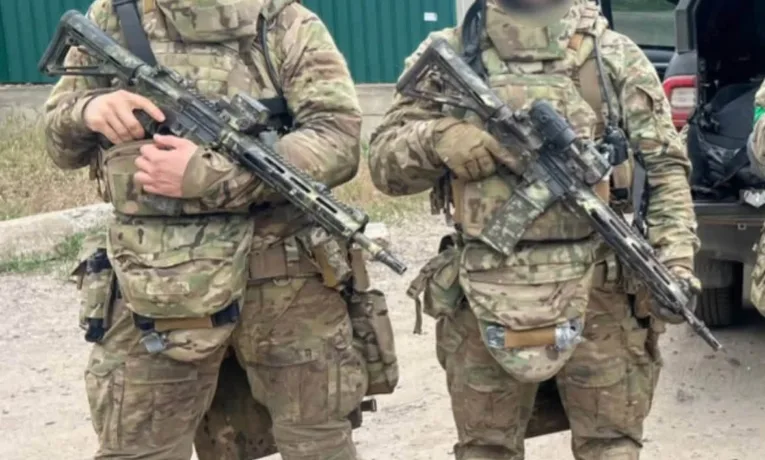 Поліцейських КОРДу Прикарпаття нагородили «Срібними хрестами» за бойові заслуги на Донеччині