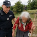 Пішла по гриби й заблукала: на Косівщині розшукали 89-річну жінку