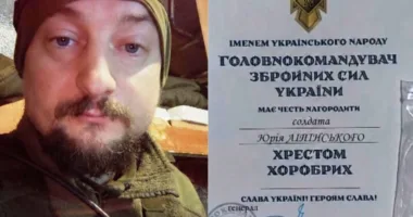 Військовослужбовця з Тлумача Юрія Ліпінського нагородили «Хрестом хоробрих»