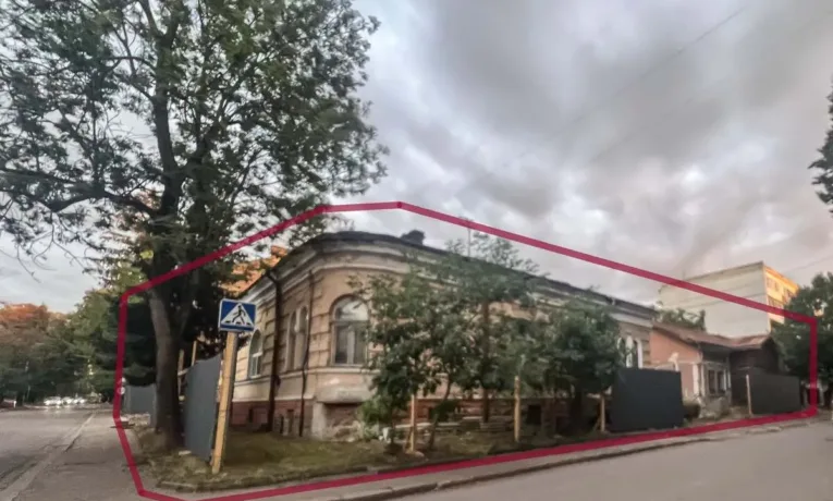 Будинки XIX століття під загрозою: прокуратура перевіряє забудову на вулиці Матейки