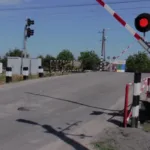 На Надрічній неповнолітній водій порушив правила проїзду залізничного переїзду