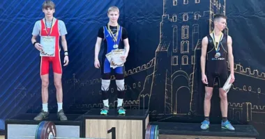 Коломиянин здобув срібло чемпіонату України з важкої атлетики серед юнаків